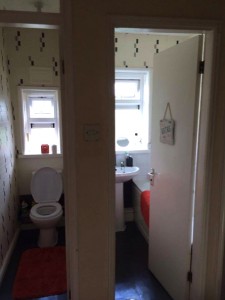 bathroom-before-refurb